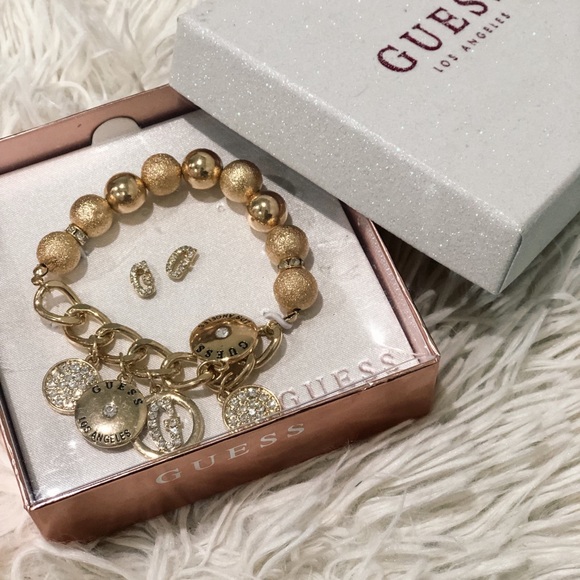 Guess bracelet and earring set - Picture 1 of 1